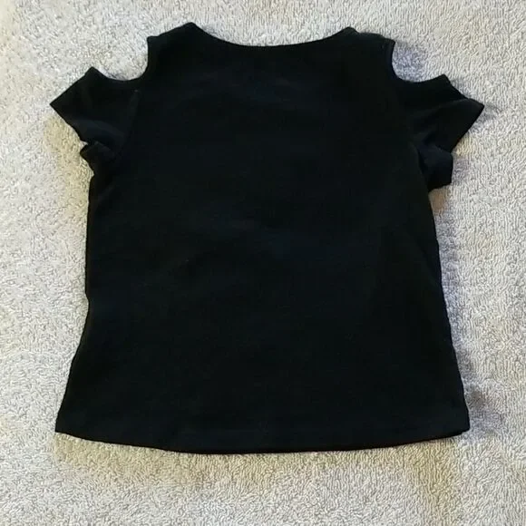 Epic Threads Cold Shoulder Top - Picture 4 of 5
